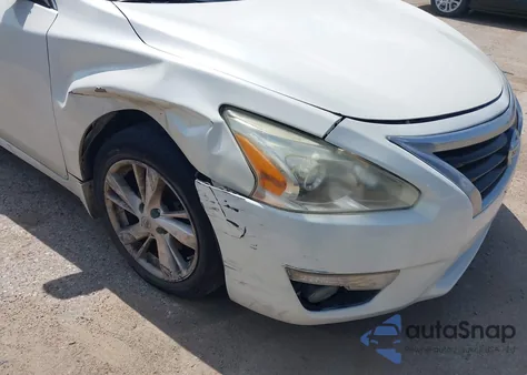 2015 Nissan Altima 2.5 Sv z USA, uszkodzony, nr VIN 1N4AL3AP6FC173155